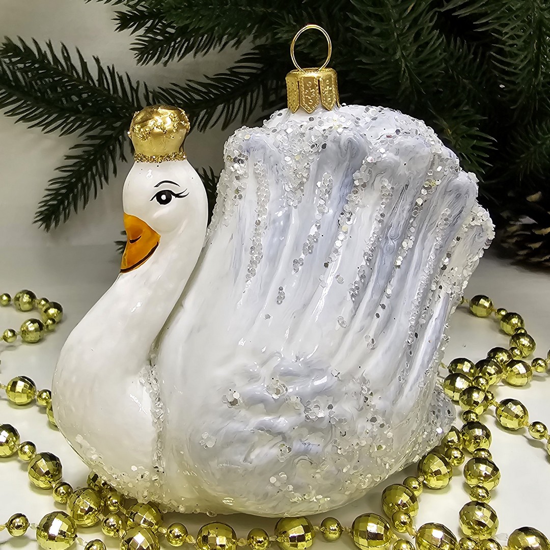 фото Стеклянная елочная игрушка Царевна лебедь винтаж