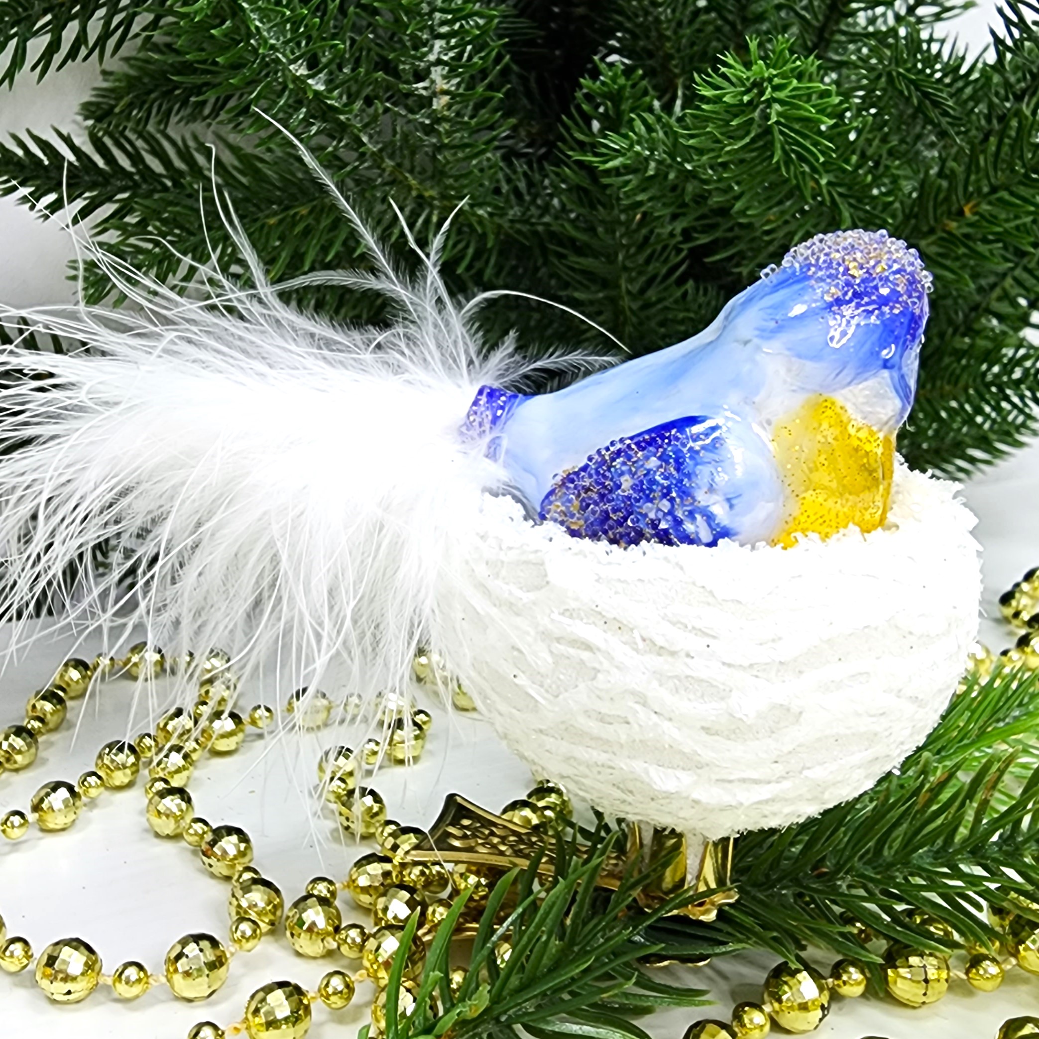 фото Стеклянная елочная игрушка Синичка в гнезде на прищепке