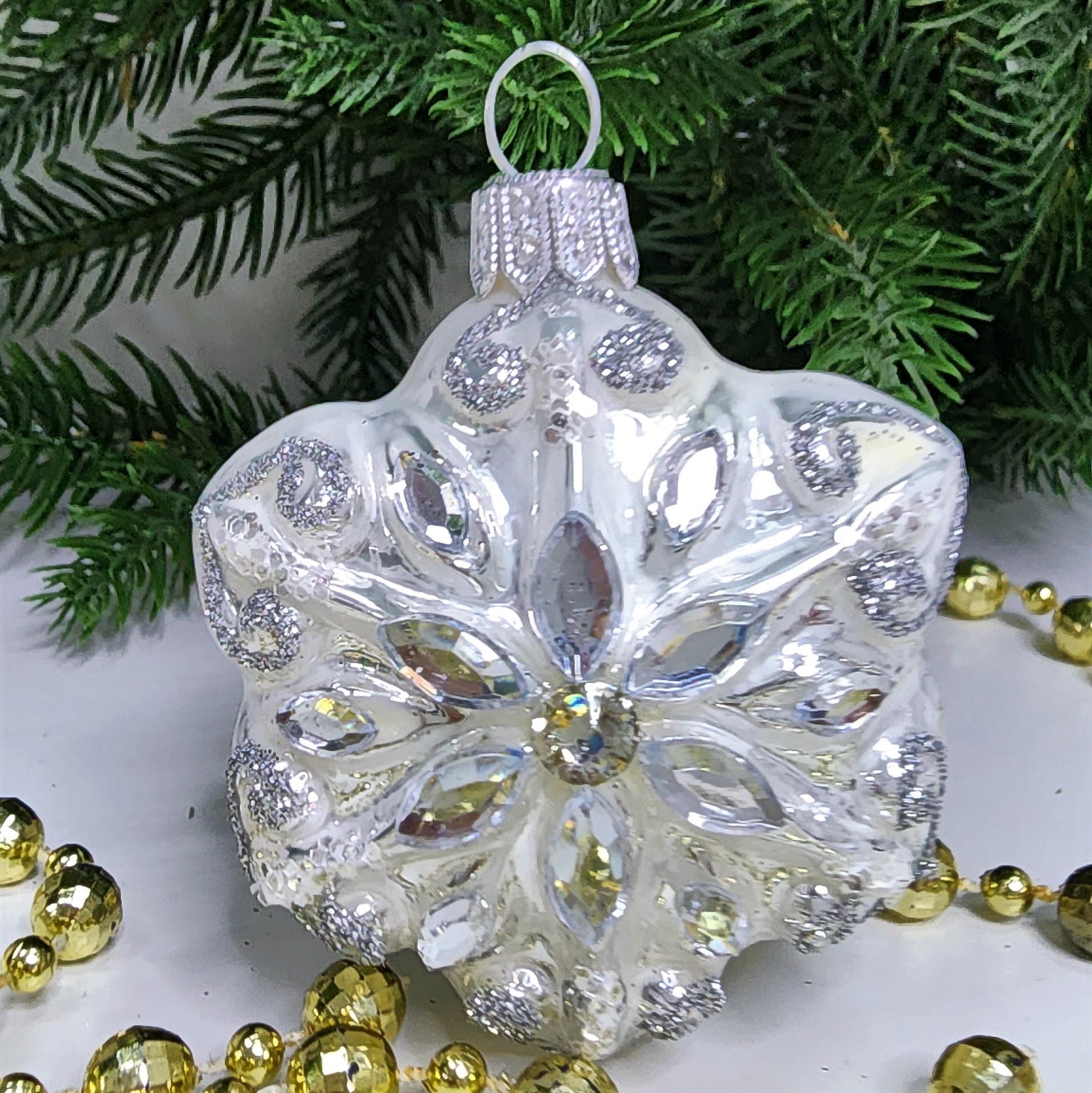 фото Стеклянная елочная игрушка Снежинка