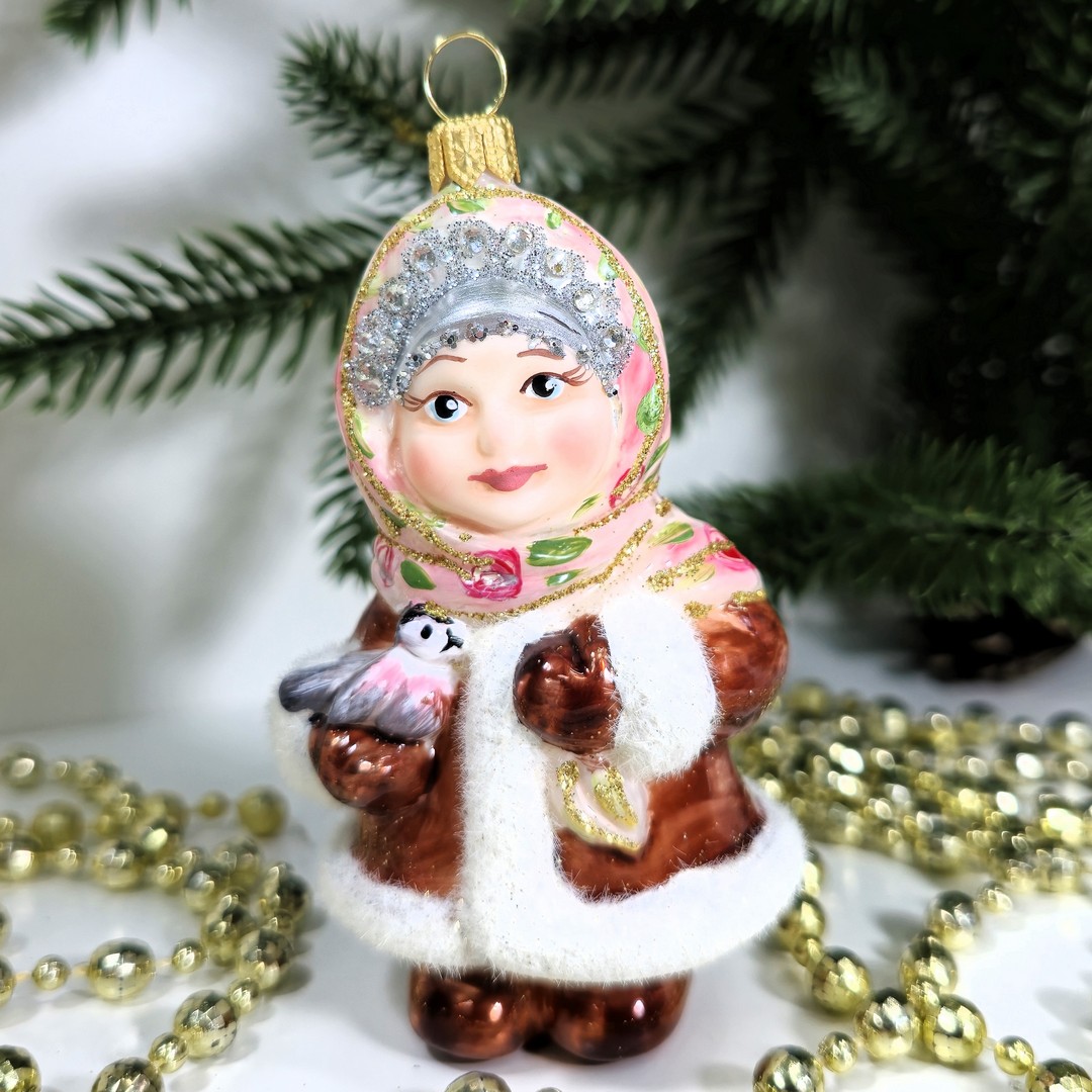 фото Стеклянная елочная игрушка Девочка Снегурочка