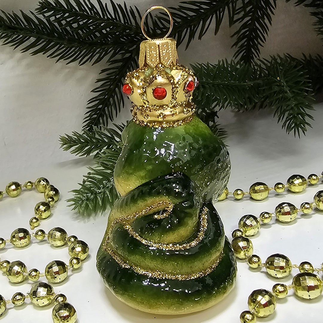 фото Стеклянная елочная игрушка Кобра в короне