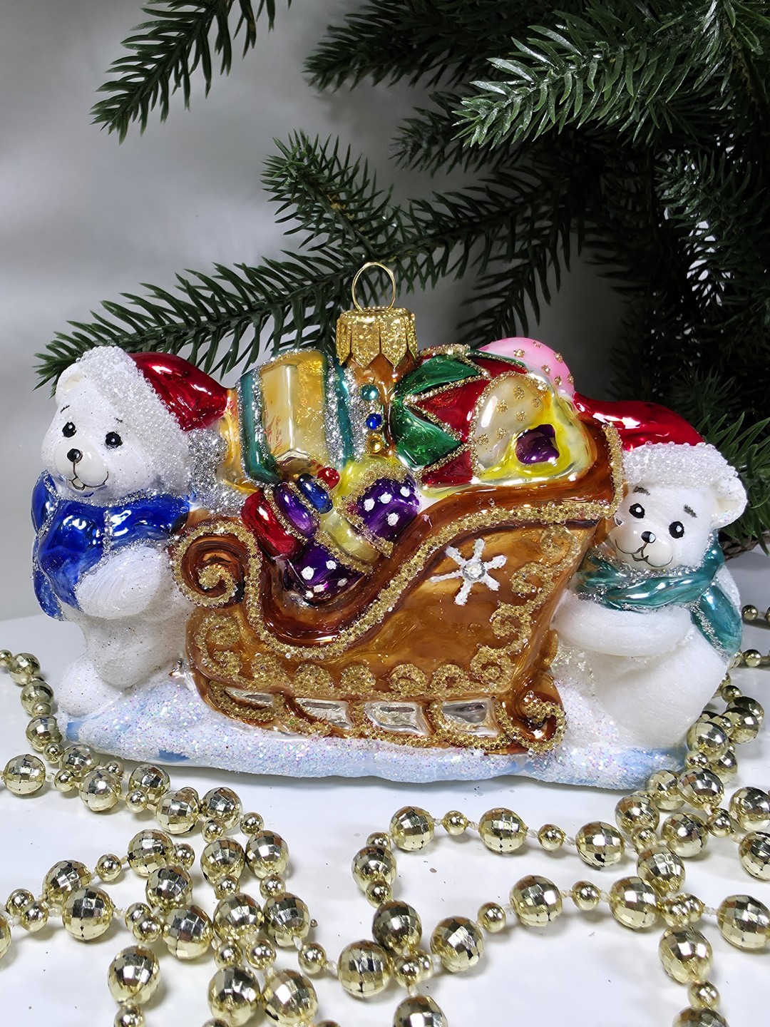 фото Стеклянная елочная игрушка Мишки тянут саночки