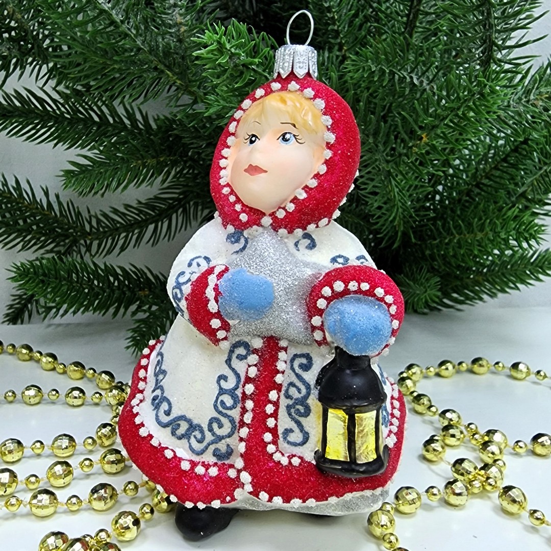 фото Стеклянная елочная игрушка Девочка с фонарем