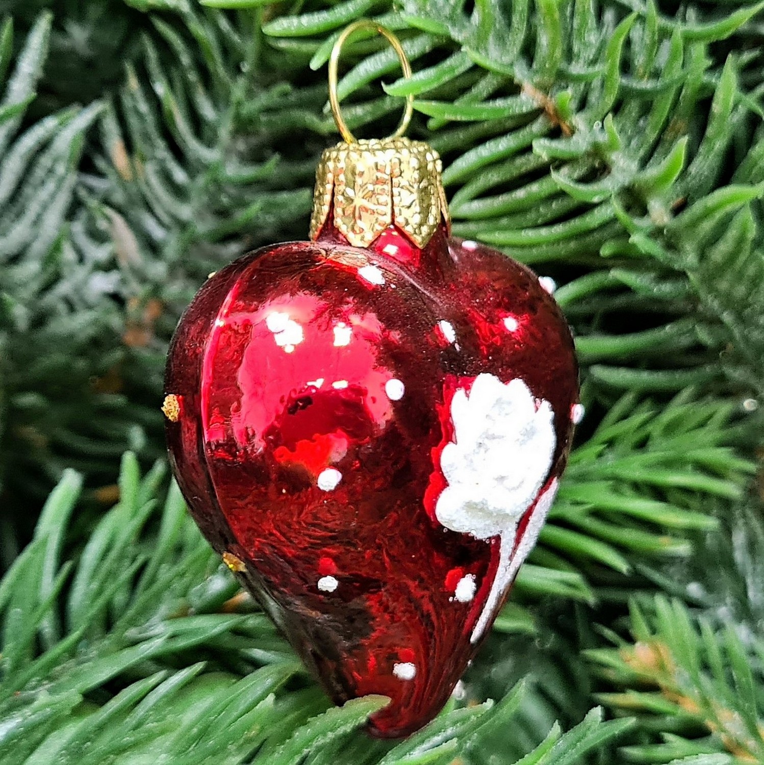 фото Стеклянная елочная игрушка Сердечко