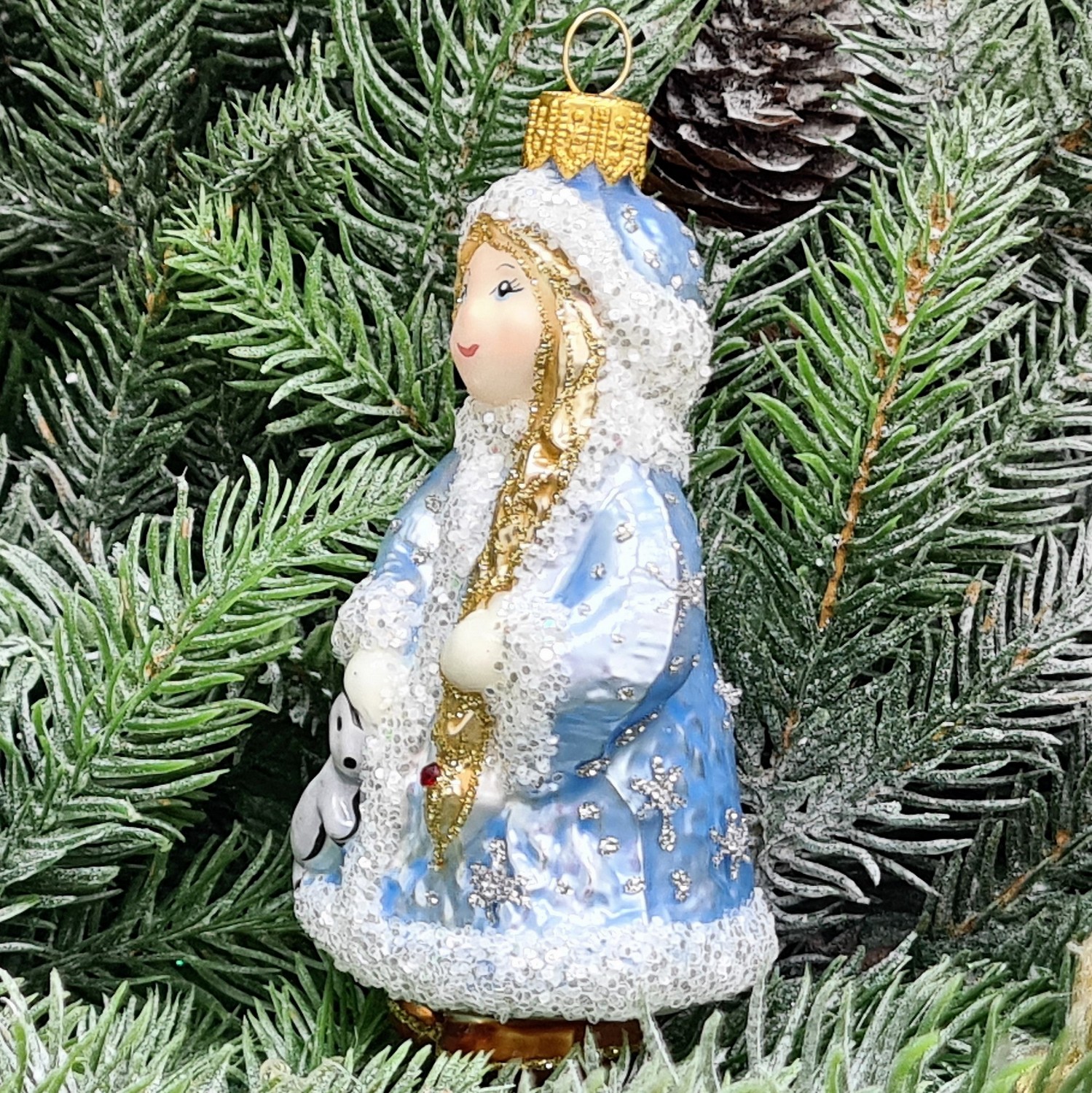 фото Стеклянная елочная игрушка Снегурочка маленькая