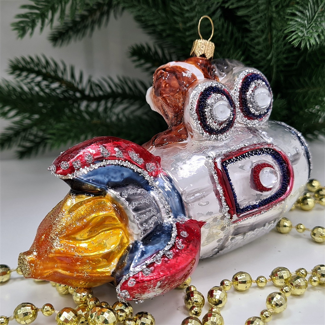 фото Стеклянная елочная игрушка Белка Стрелка на ракете