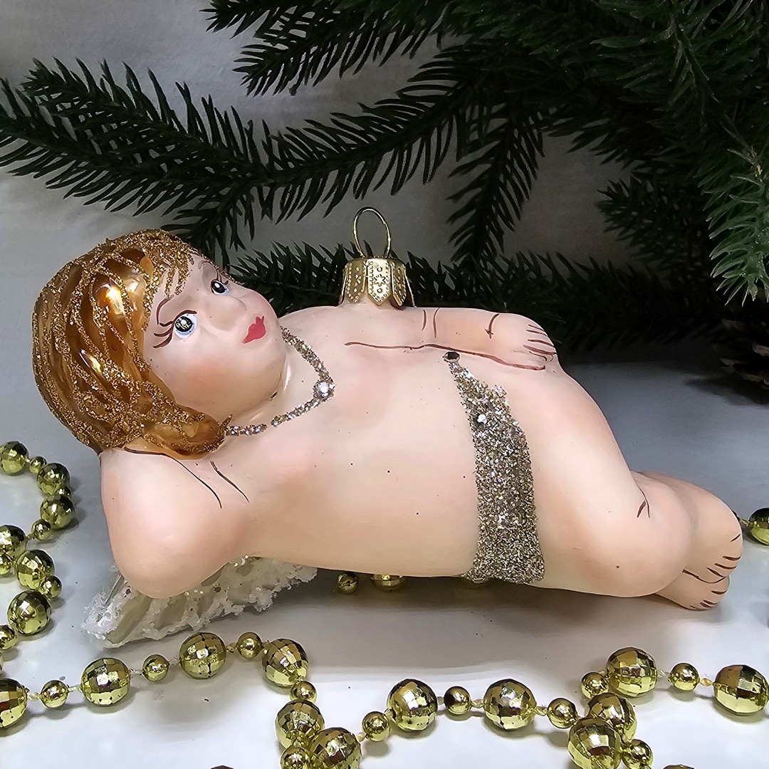 фото Стеклянная елочная игрушка Ангел лежит