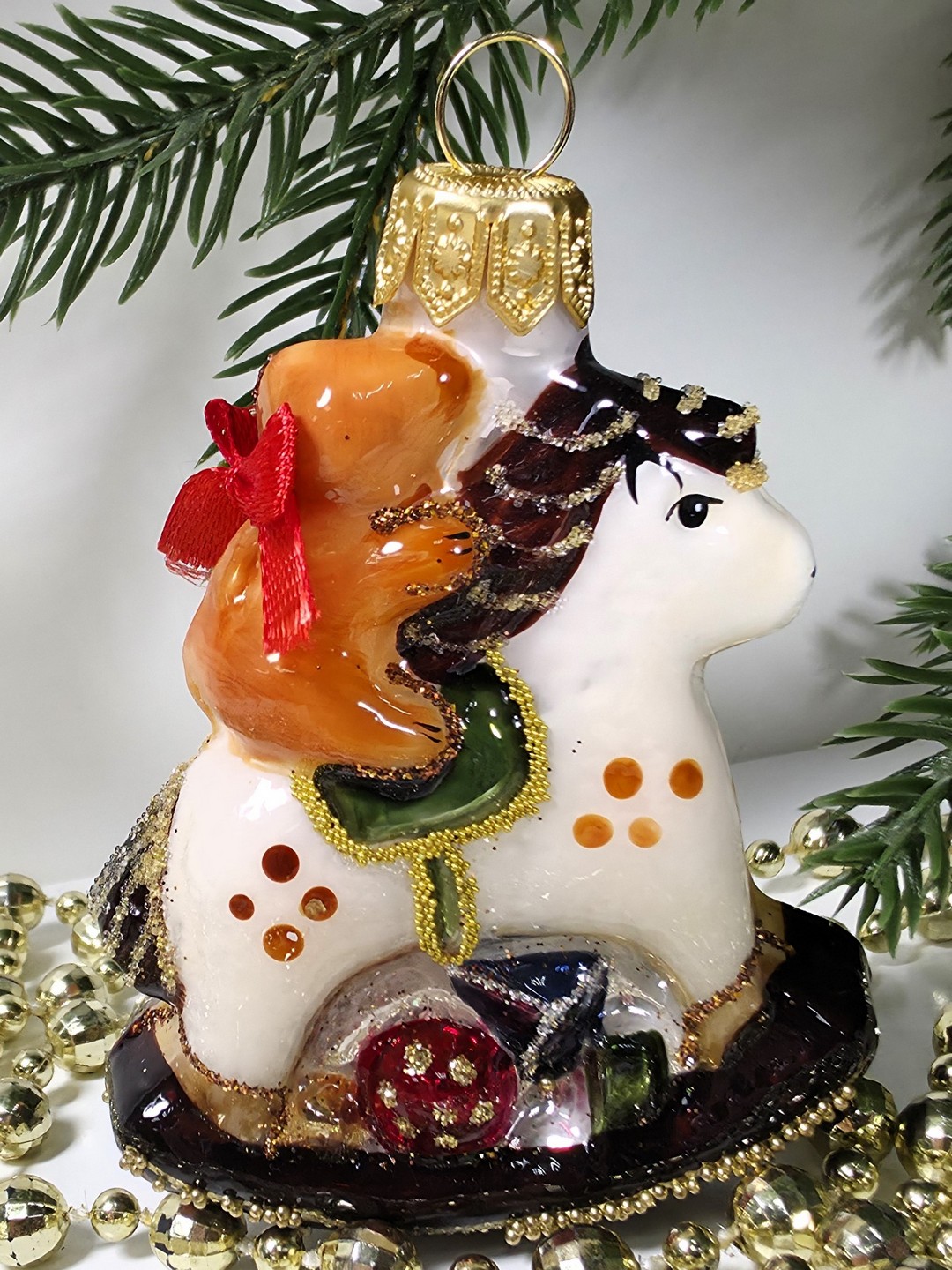 фото Стеклянная елочная игрушка Мишка на лошадке