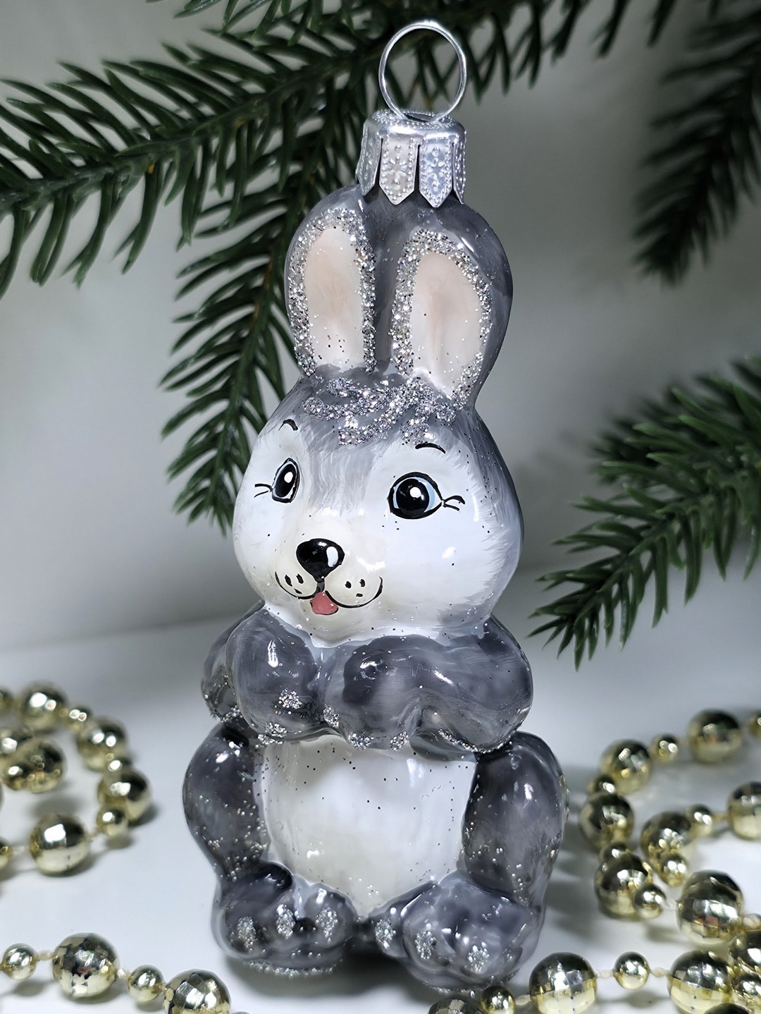 фото Стеклянная елочная игрушка Зайчик