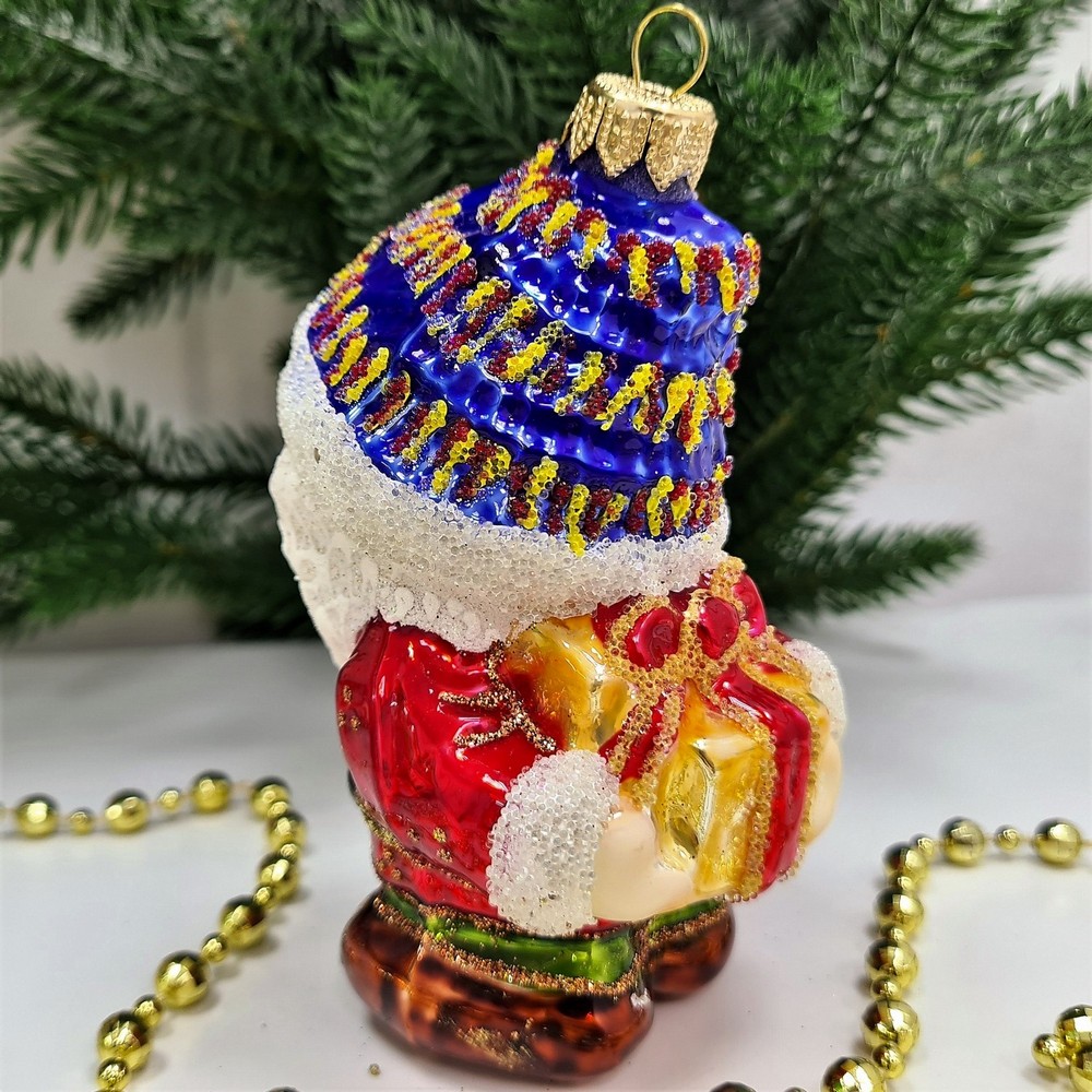 фото Стеклянная елочная игрушка Гном с подарком