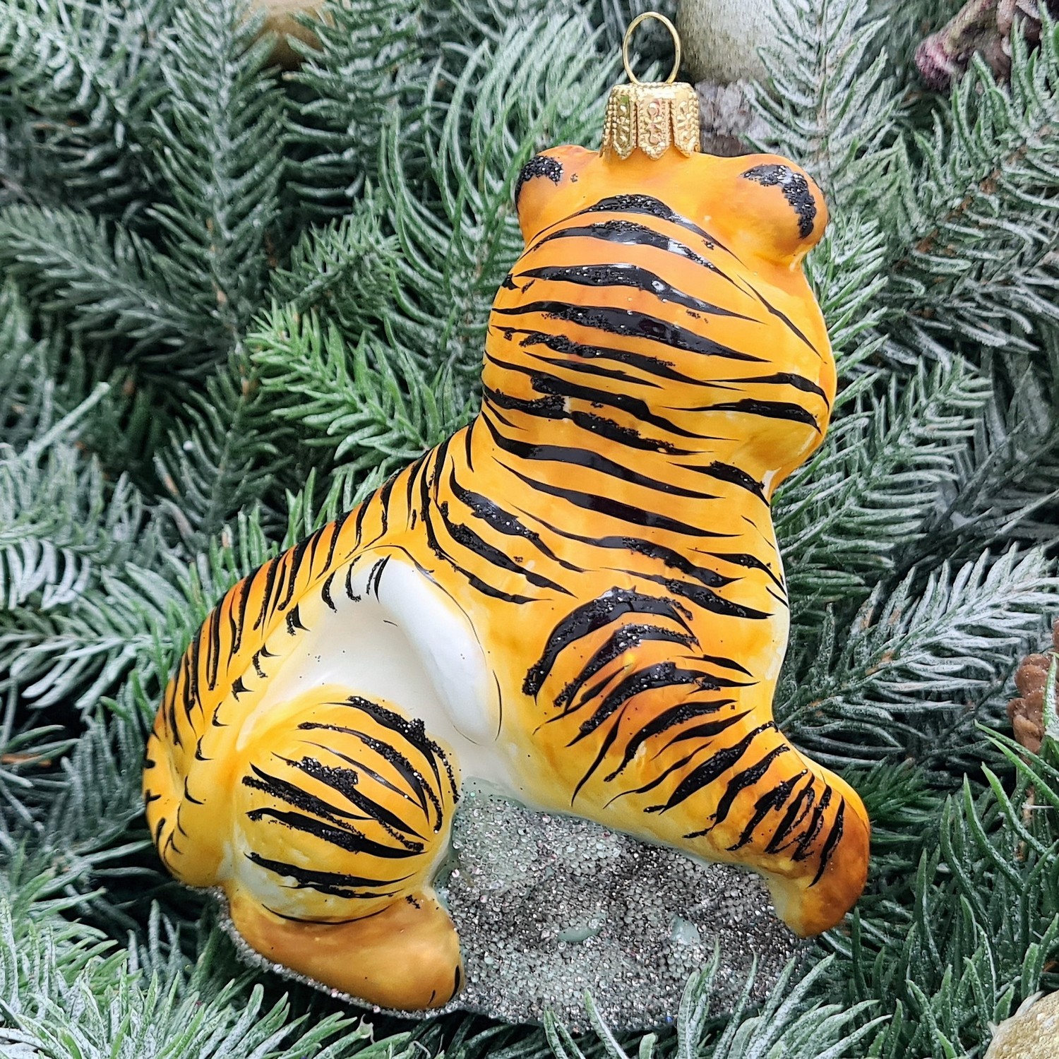 фото Стеклянная елочная игрушка Тигр на камне-2