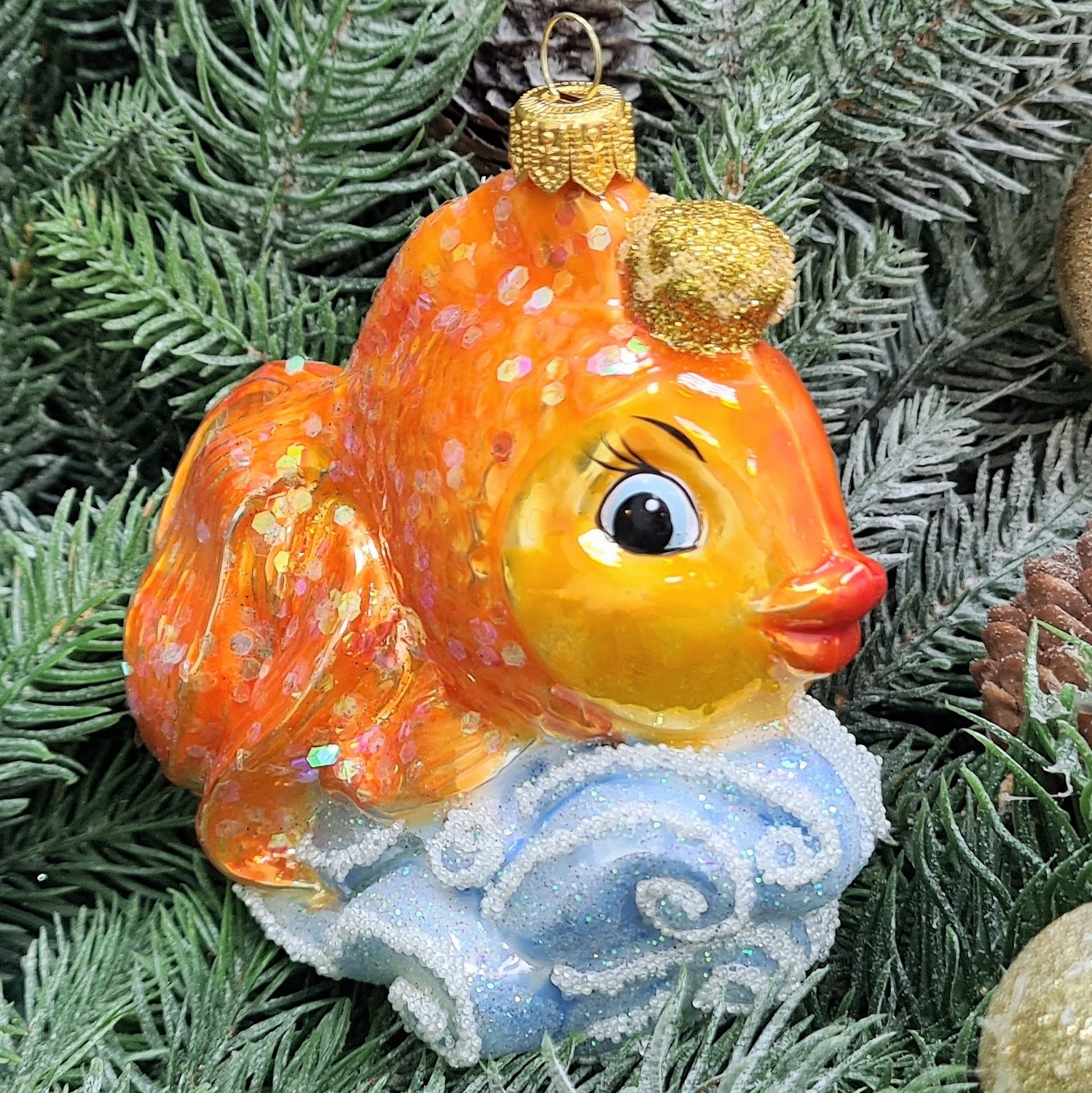 фото Стеклянная елочная игрушка Золотая рыбка