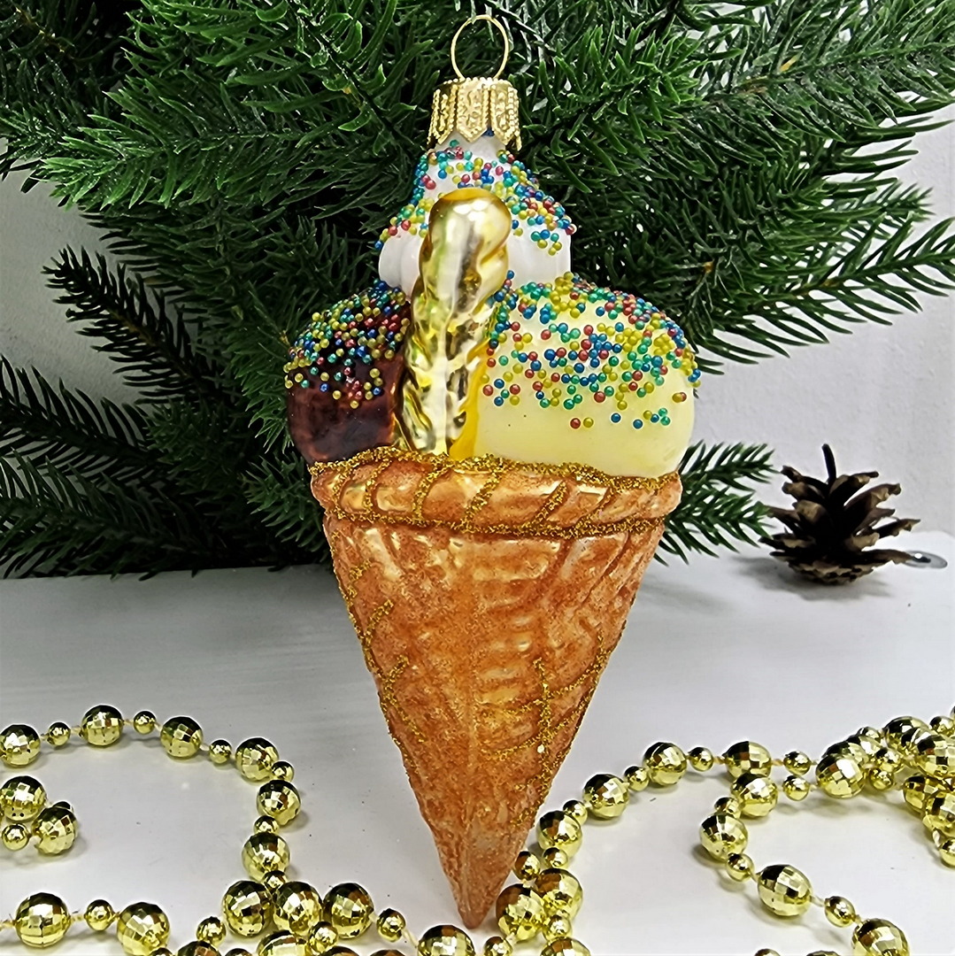 фото Стеклянная елочная игрушка Мороженое