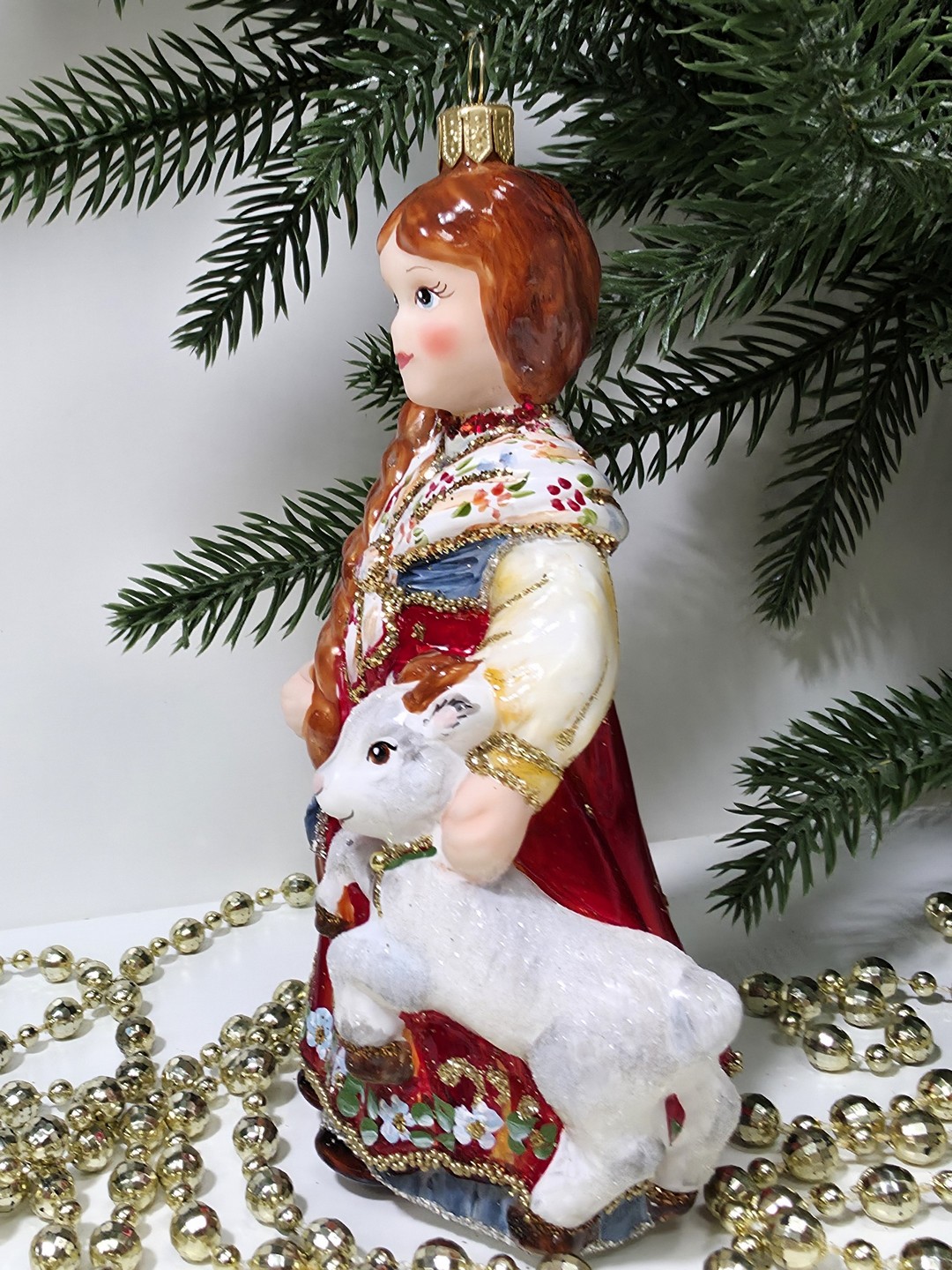 фото Стеклянная елочная игрушка Аленушка с козленком