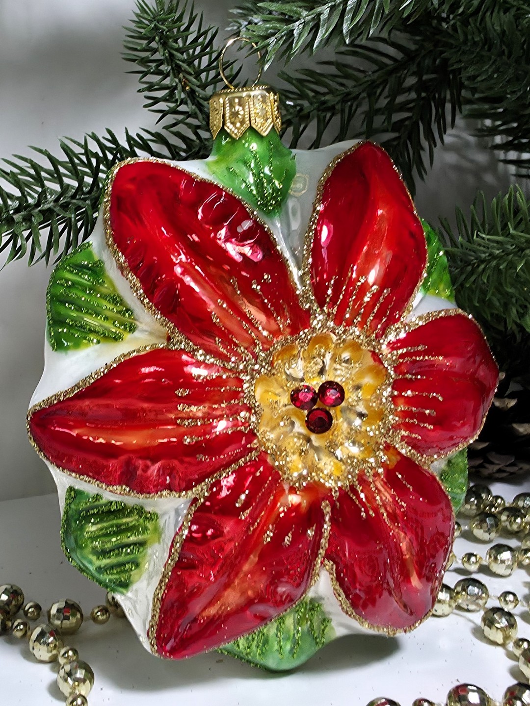 фото Стеклянная елочная игрушка Пуансетия