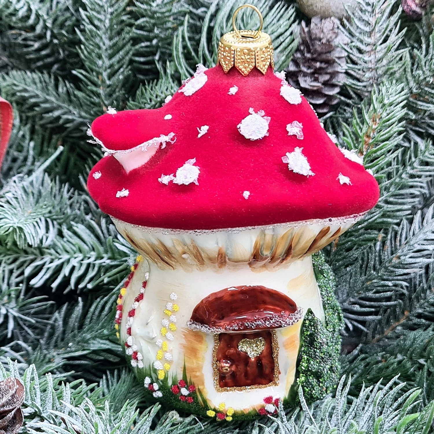 фото Стеклянная елочная игрушка Грибок домик