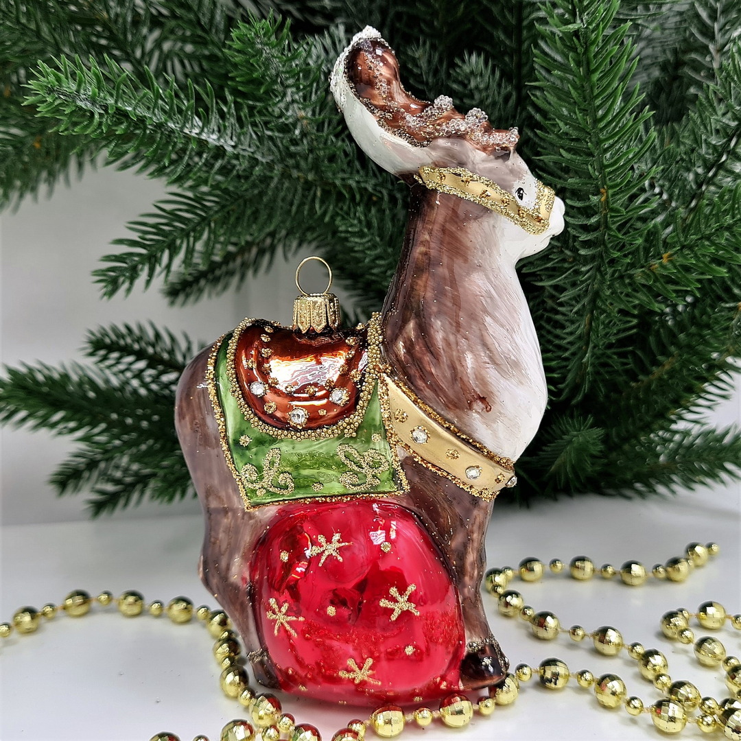 фото Стеклянная елочная игрушка Олень с подарками