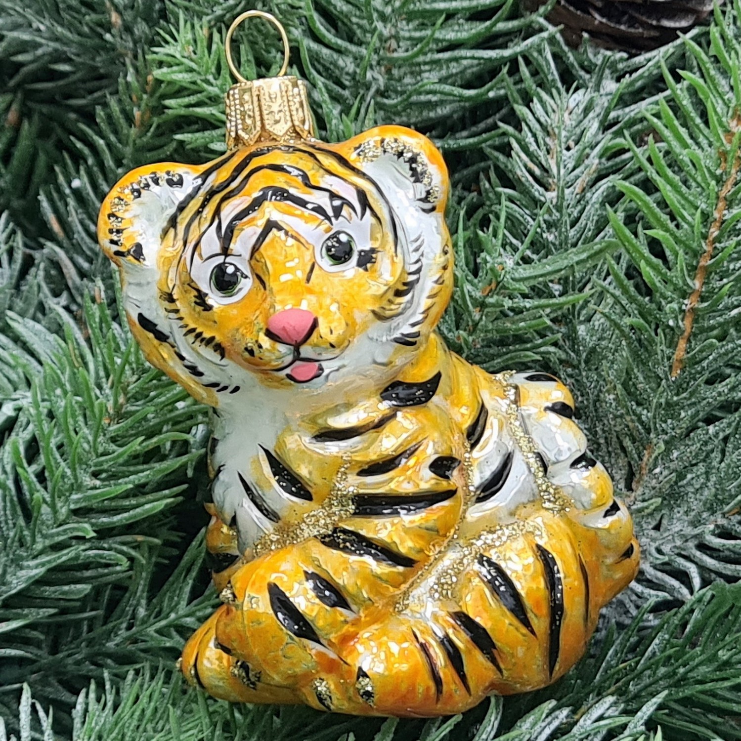 фото Стеклянная елочная игрушка Тигренок сидит