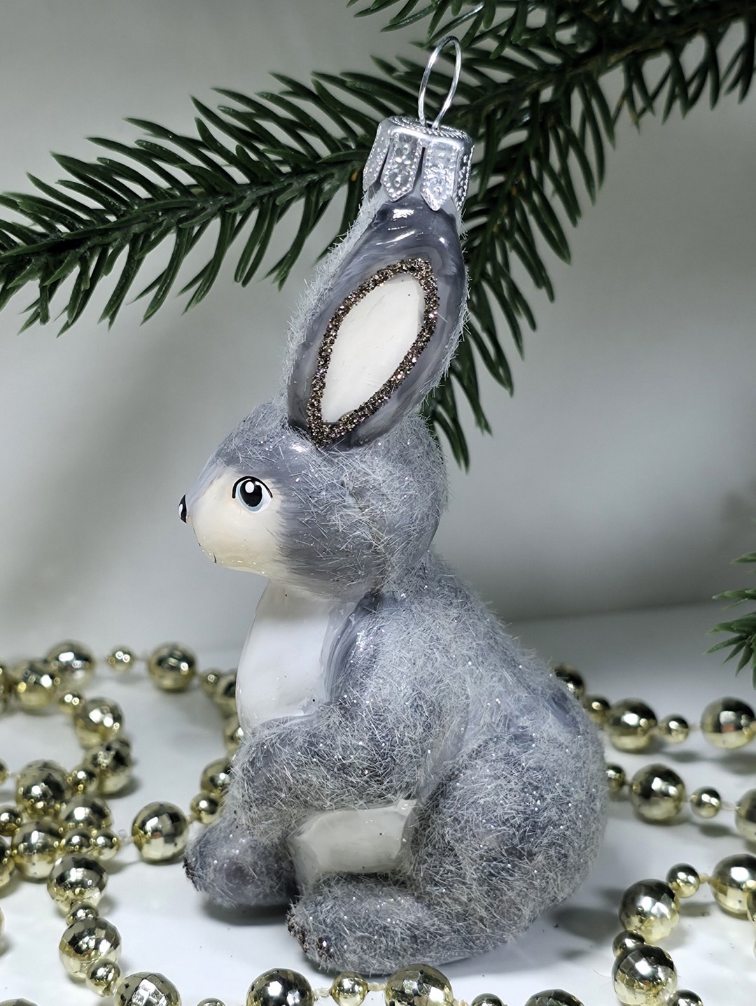 фото Стеклянная елочная игрушка Зайчик