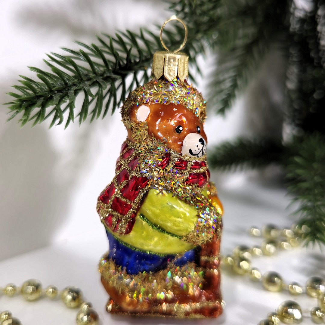 фото Стеклянная елочная игрушка Мишка на самокате