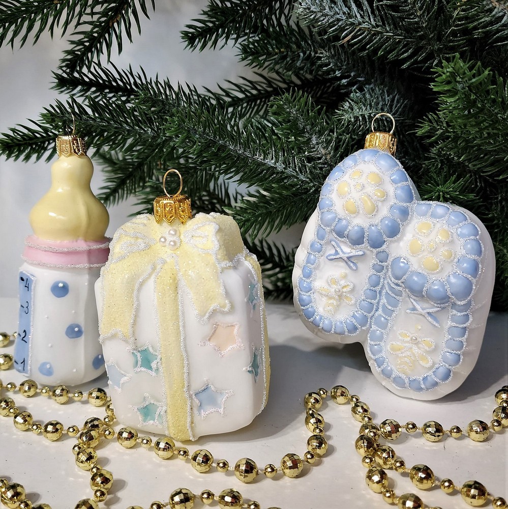 фото Набор ёлочных игрушек Бутылочка, подарок и пинетки