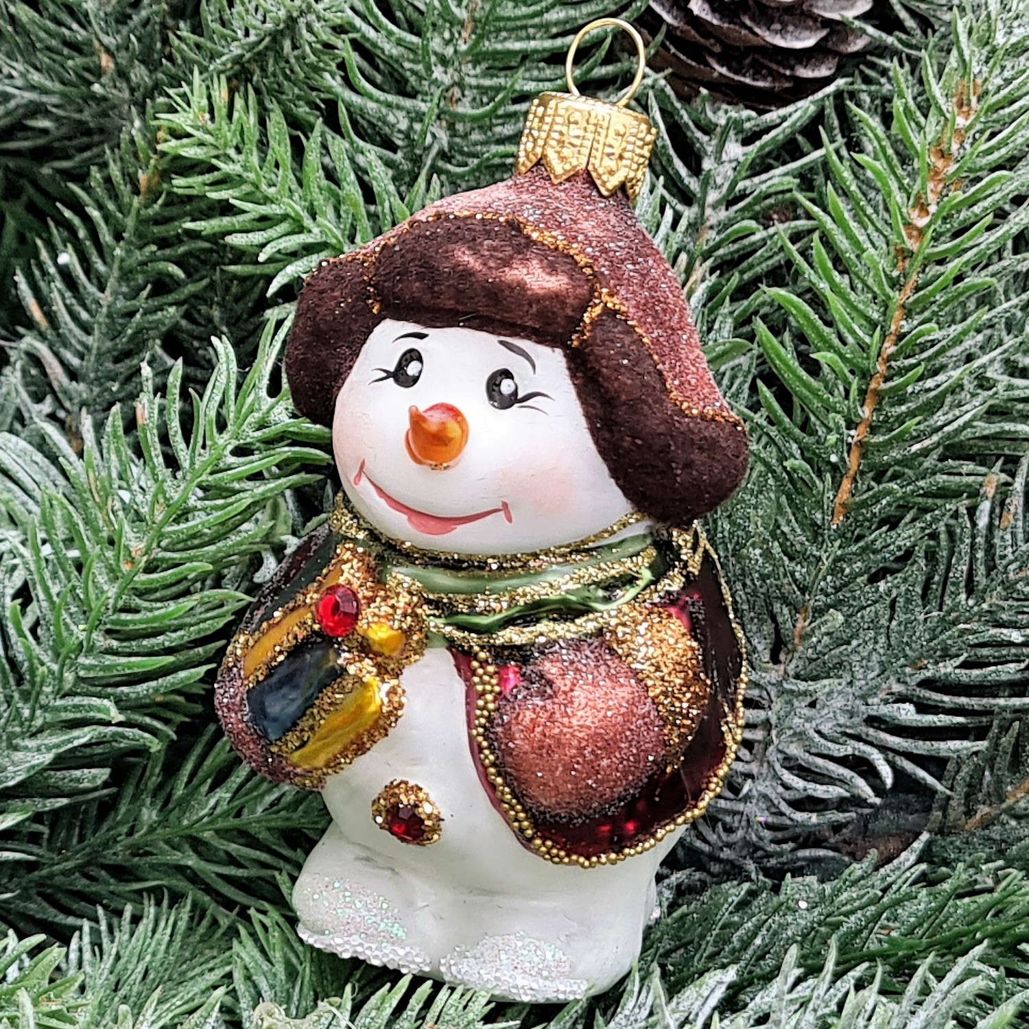 фото Стеклянная елочная игрушка Снеговик с подарком винтаж