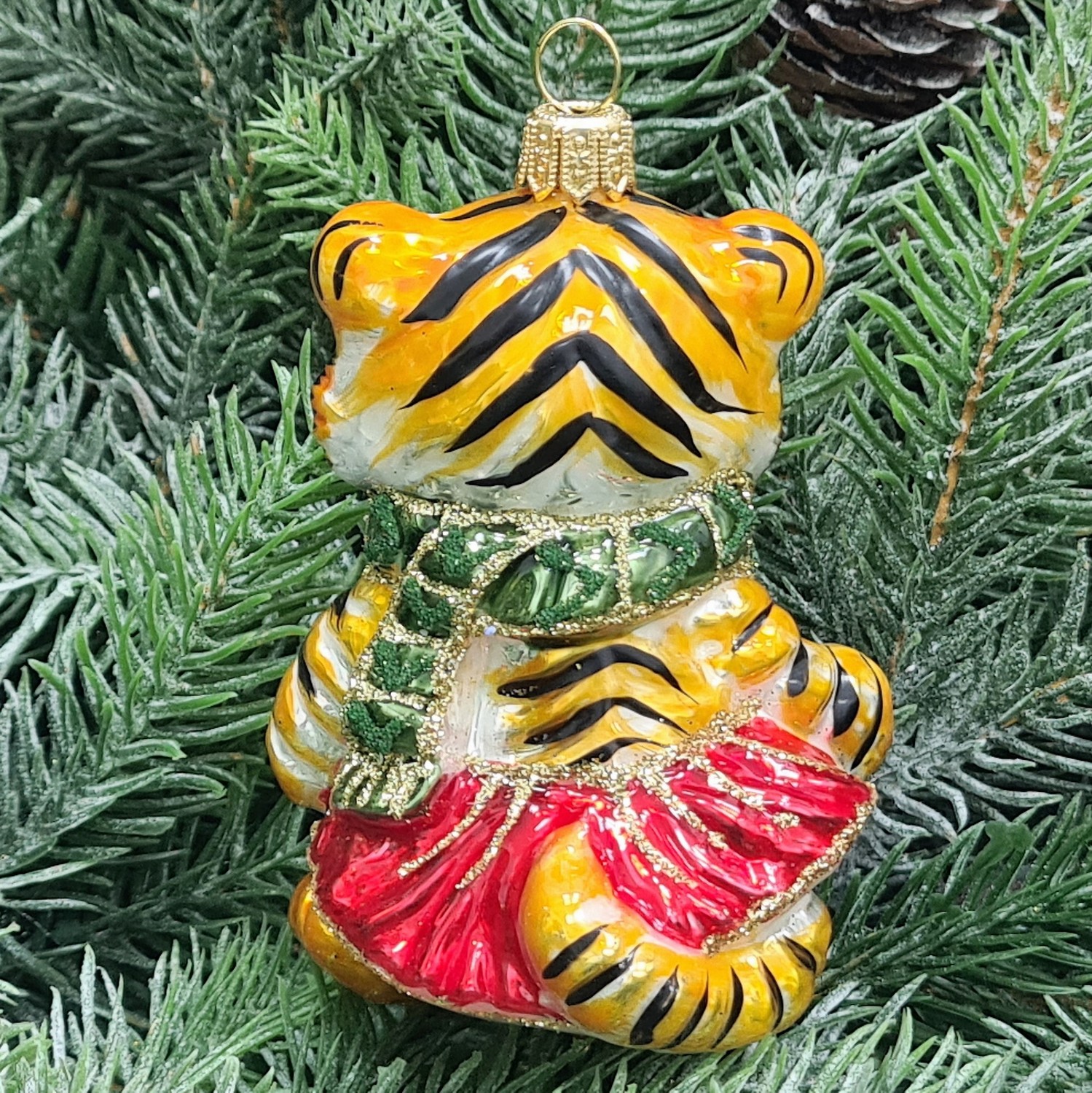 фото Стеклянная елочная игрушка Тигренок девочка