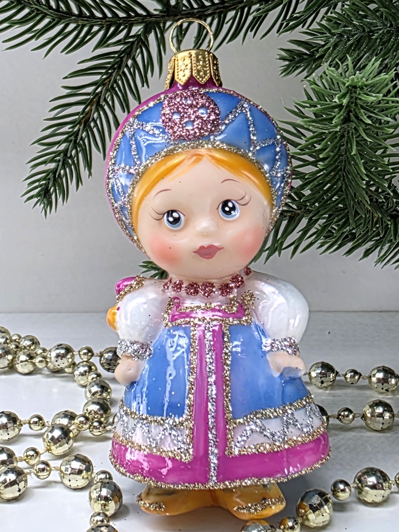 фото Стеклянная ёлочная игрушка Василиса-1