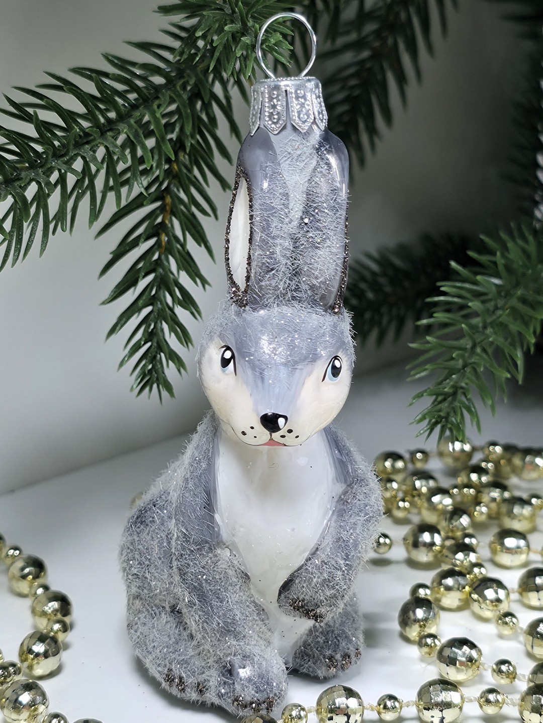 фото Стеклянная елочная игрушка Зайчик