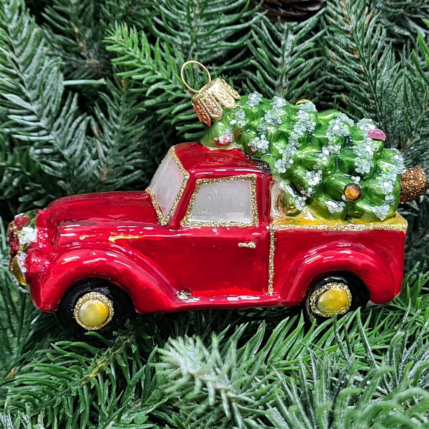 фото Стеклянная елочная игрушка Машинка с елкой
