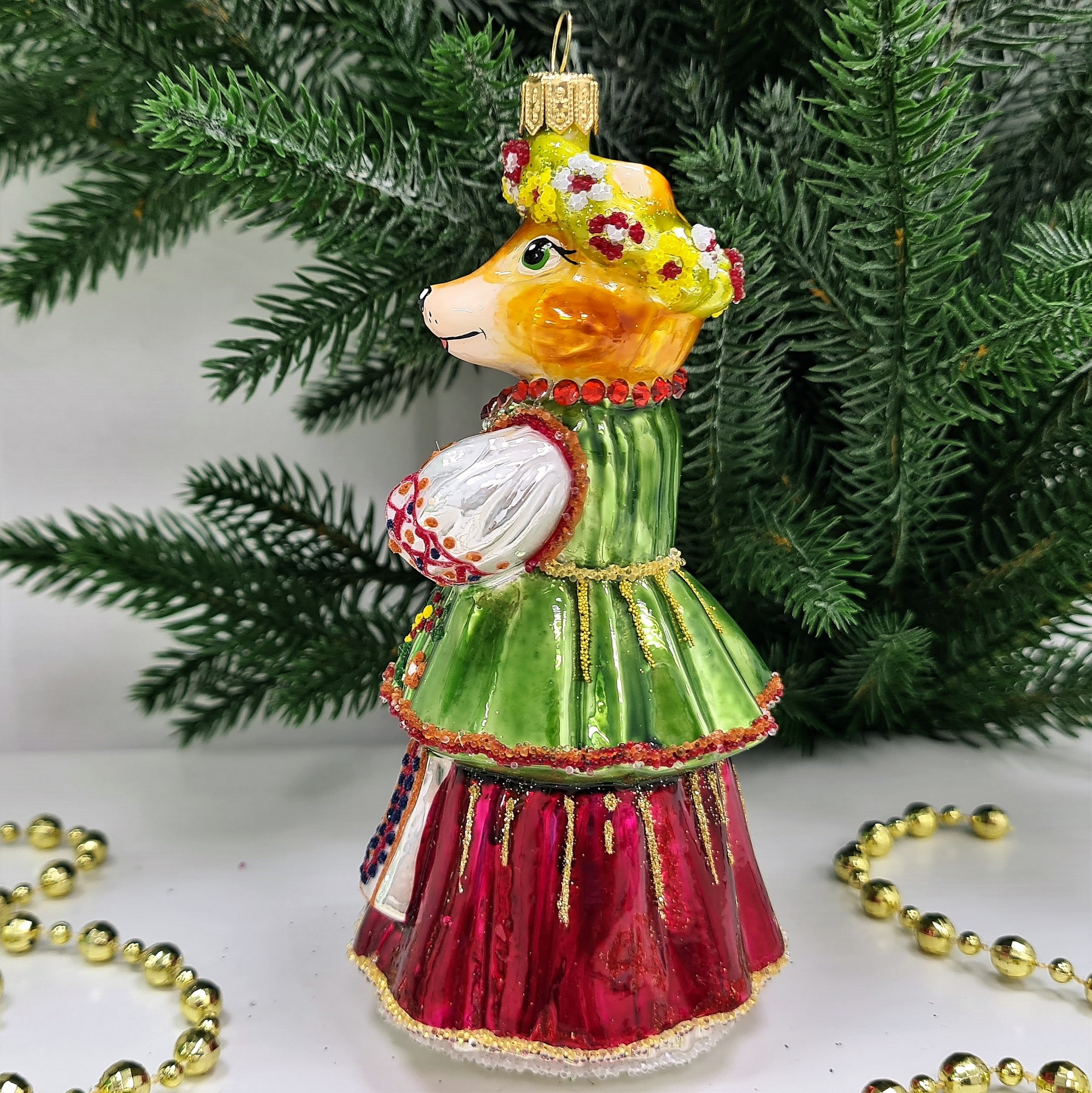 фото Стеклянная елочная игрушка Лиса в веночке