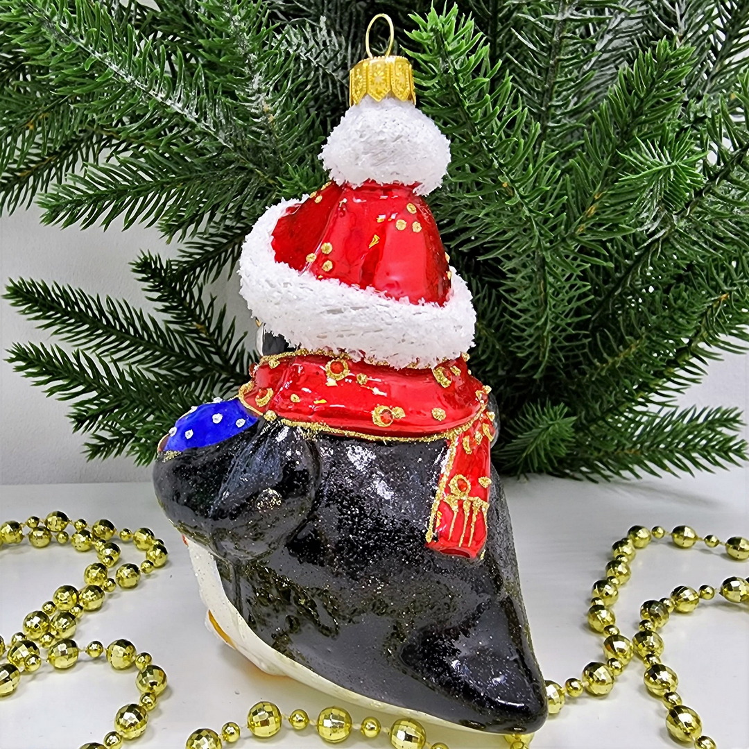 фото Стеклянная елочная игрушка Пингвин с барабаном