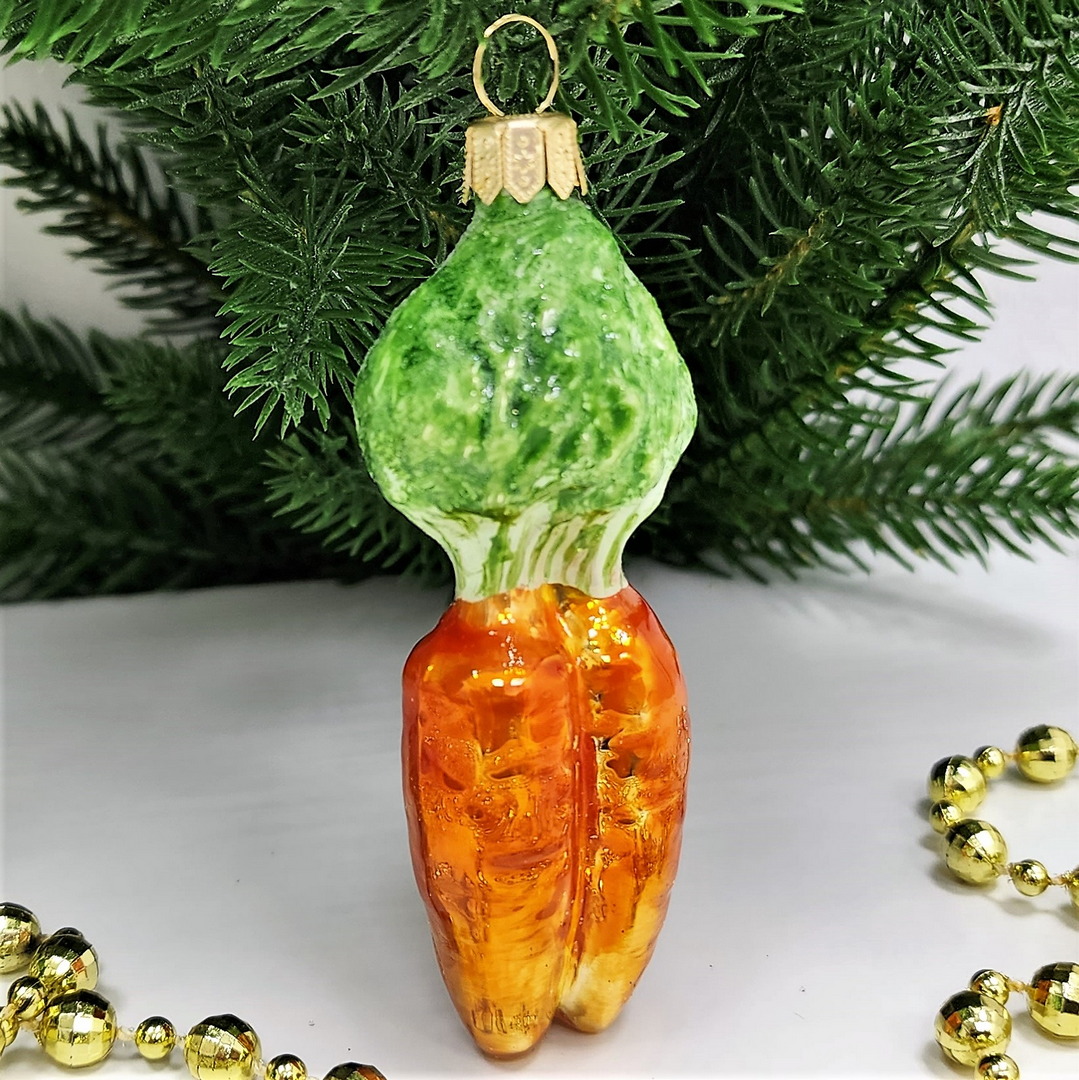 фото Стеклянная елочная игрушка Морковь