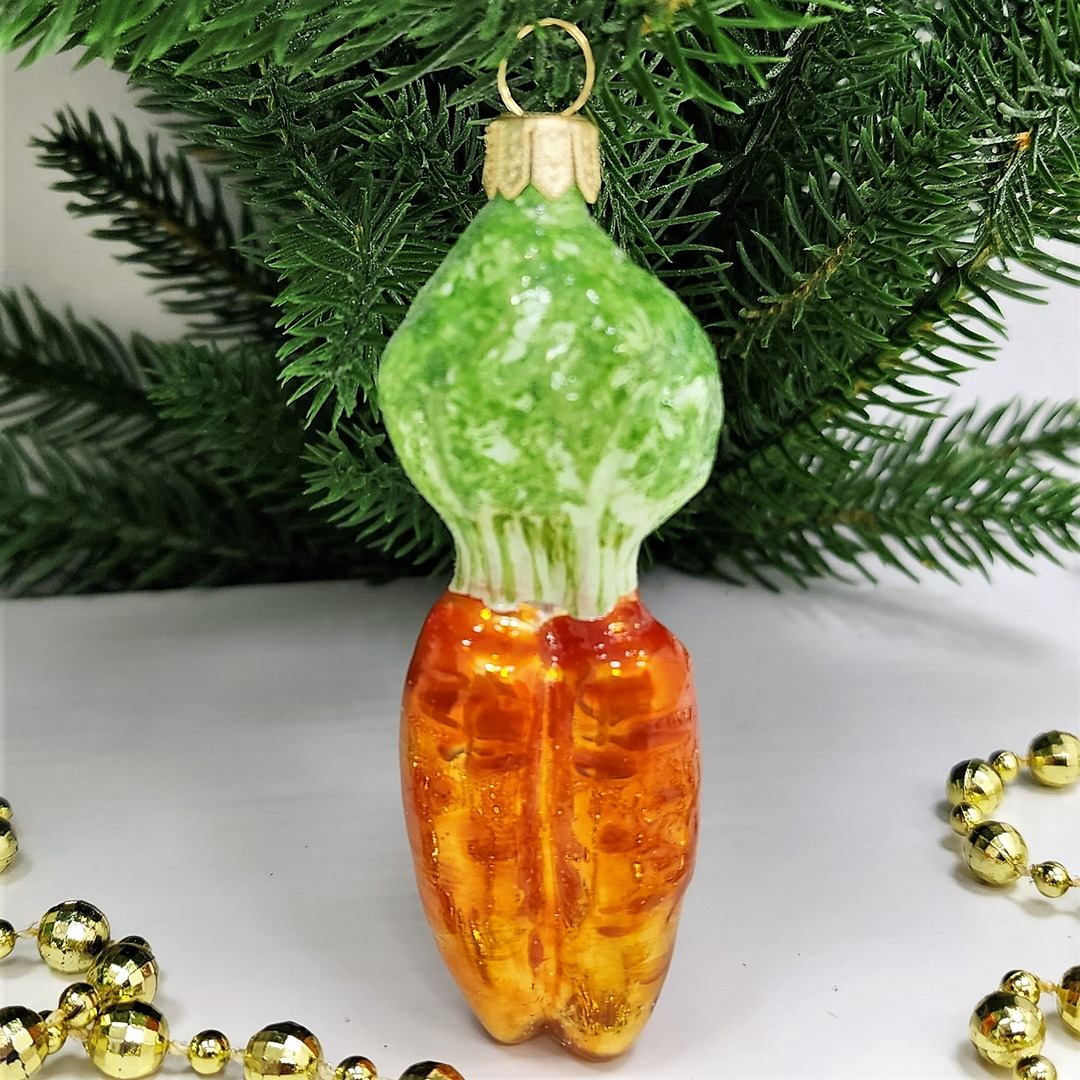 фото Стеклянная елочная игрушка Морковь
