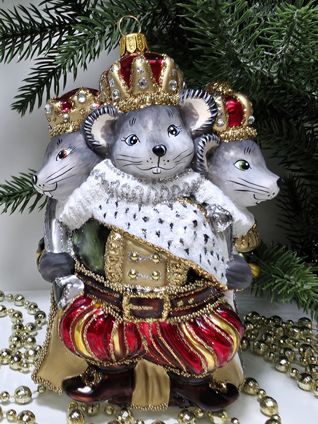 фото Стеклянная елочная игрушка Мышинный король