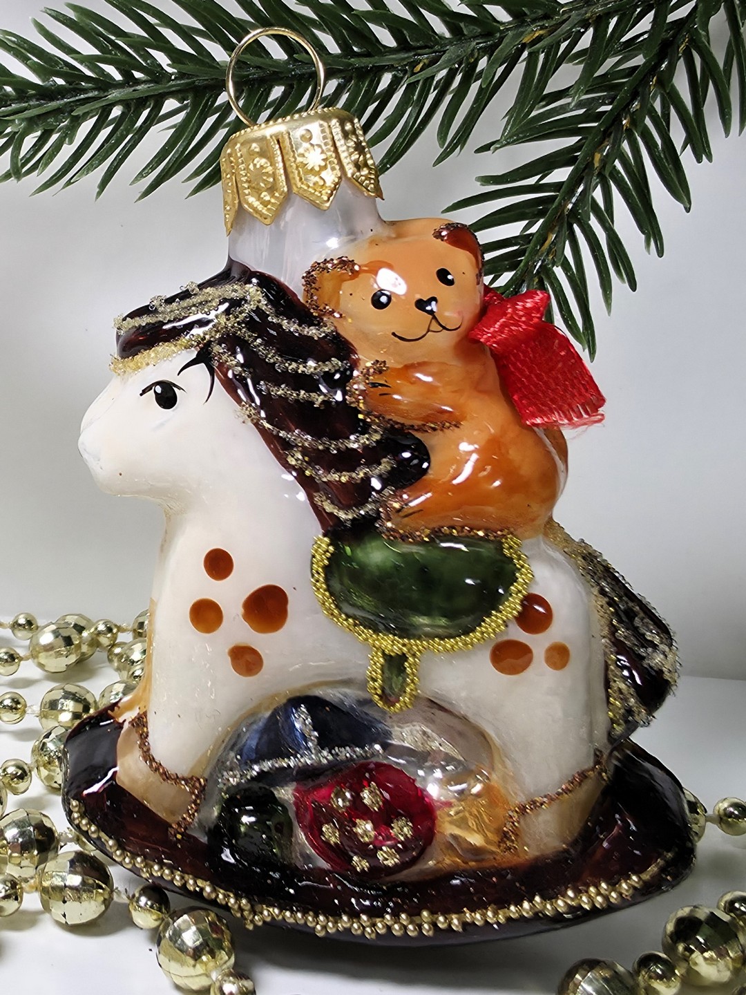 фото Стеклянная елочная игрушка Мишка на лошадке