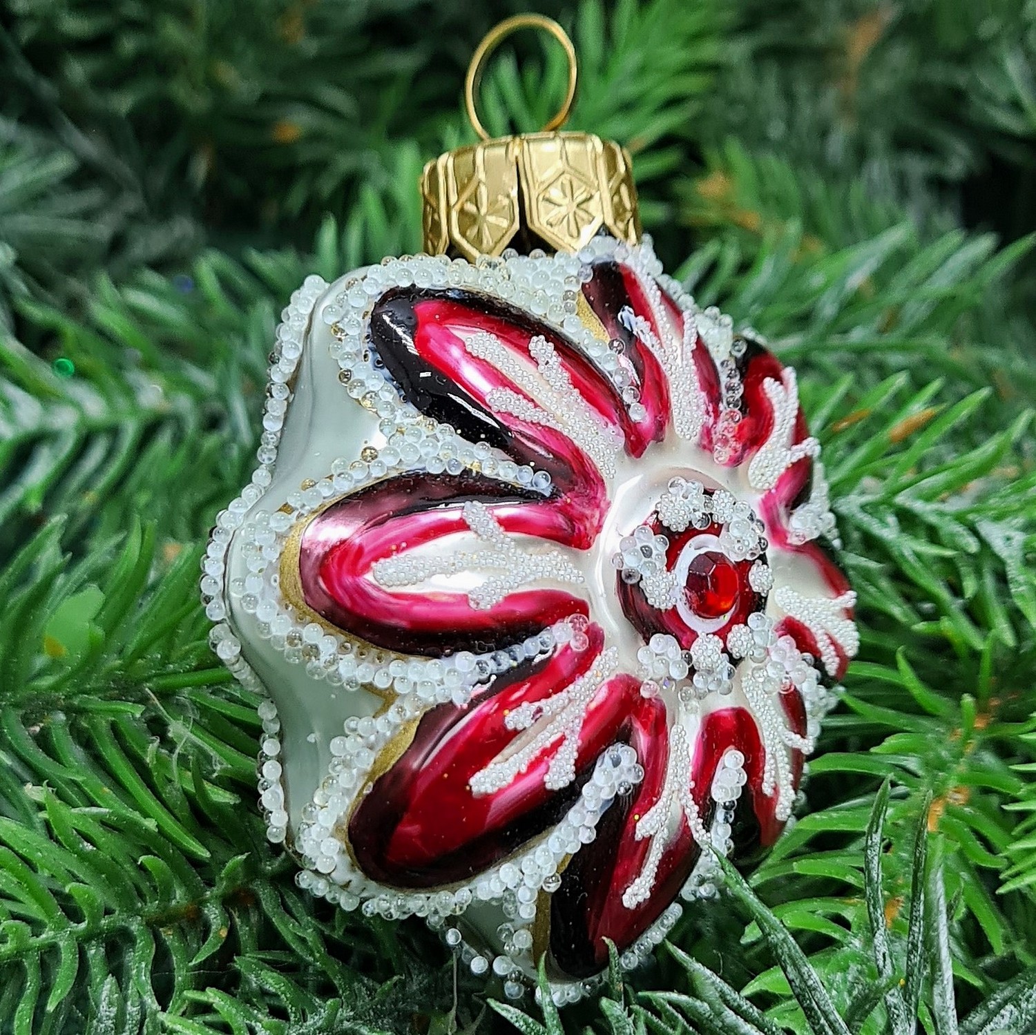 фото Стеклянная елочная игрушка Ромашка красная