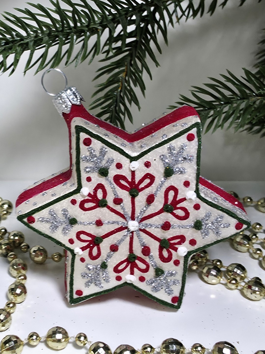 фото Стеклянная елочная игрушка Звездочка пряник