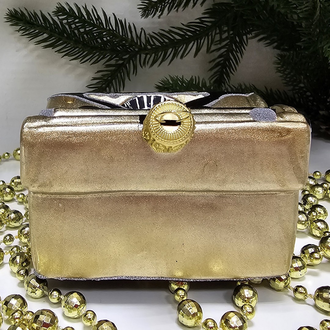 фото Стеклянная елочная игрушка Печатная машинка ретро