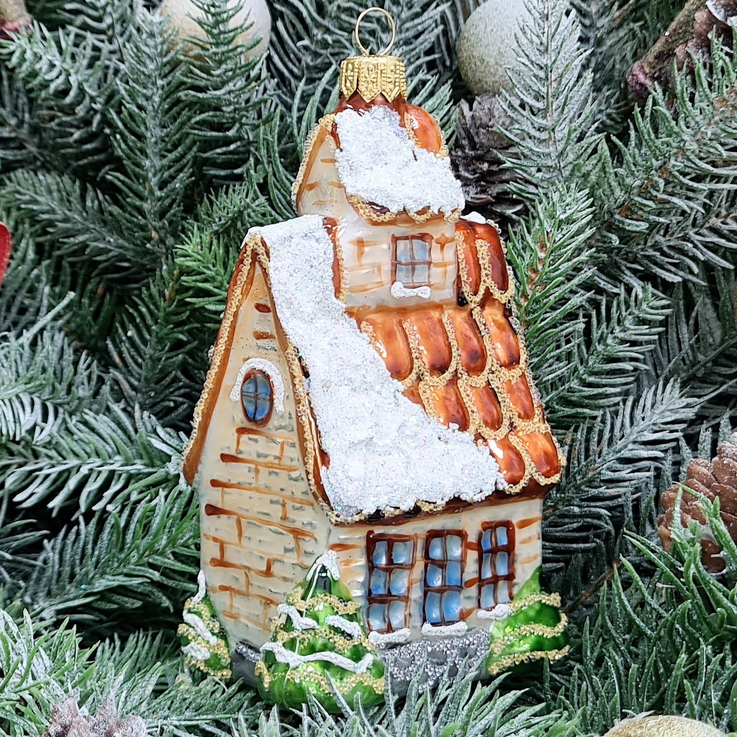 фото Стеклянная елочная игрушка Домик с острой крышей