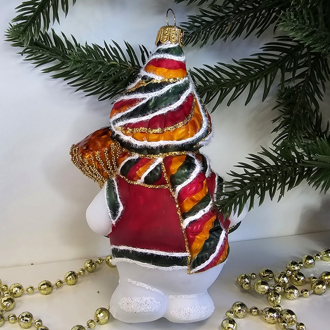 фото Стеклянная елочная игрушка Снеговик с метлой