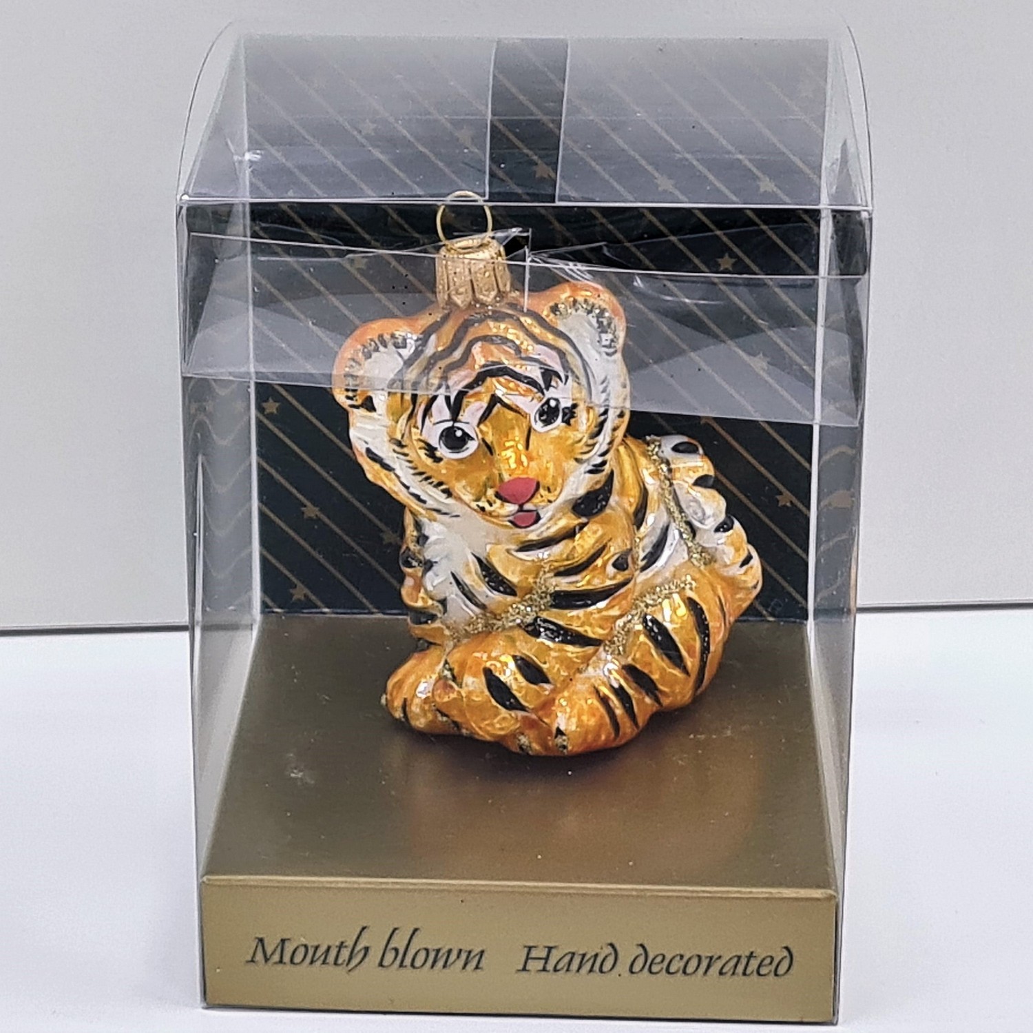 фото Стеклянная елочная игрушка Тигренок сидит