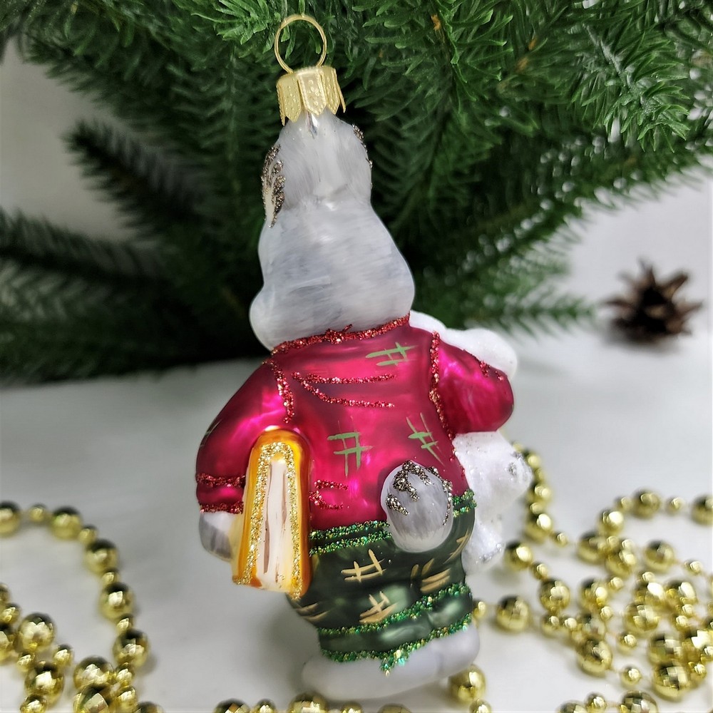 фото Стеклянная елочная игрушка Зайчик с зайкой и книгой