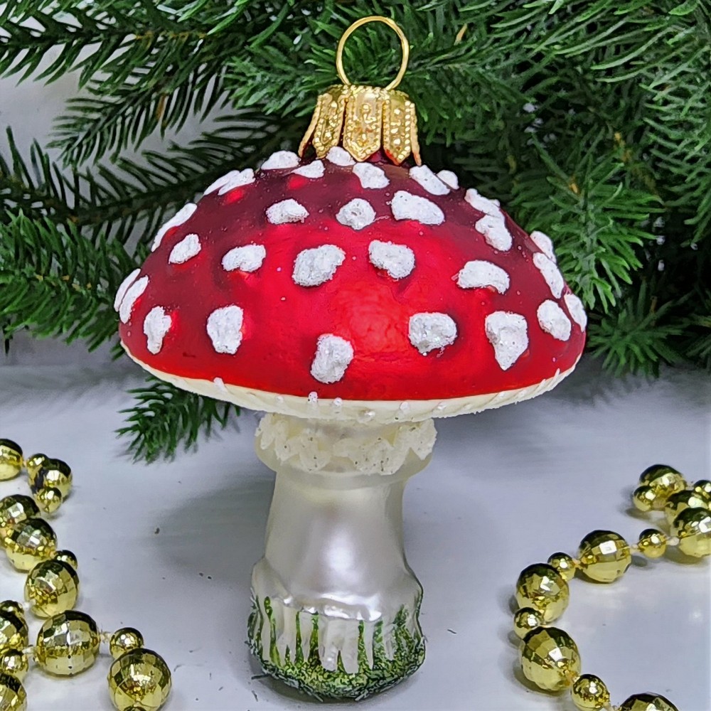 фото Стеклянная елочная игрушка Грибок мухомор