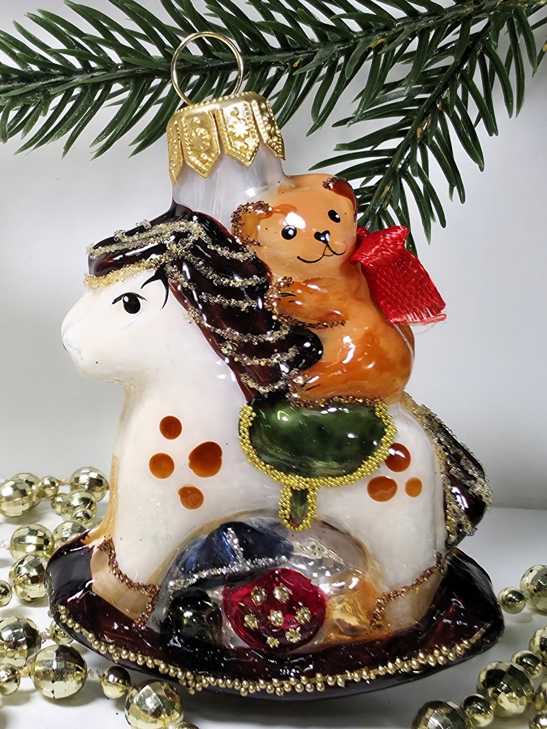 фото Стеклянная елочная игрушка Мишка на лошадке