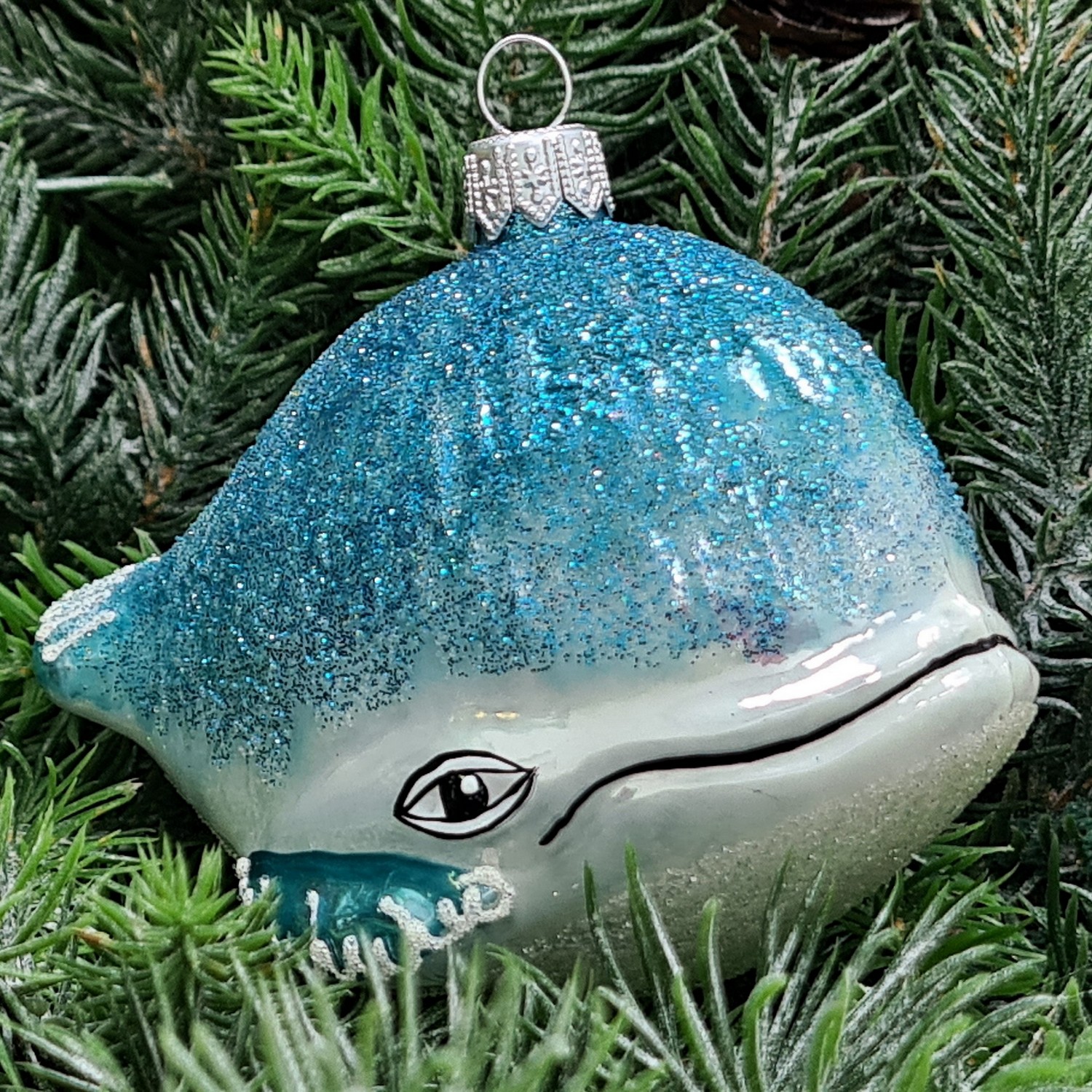 фото Стеклянная елочная игрушка Кит