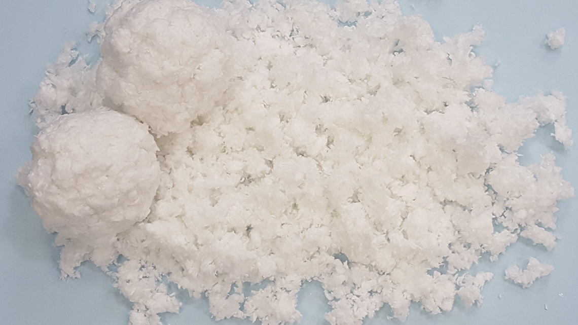 фото Искусственный снег вискозный "Русский снег" 10 кг.