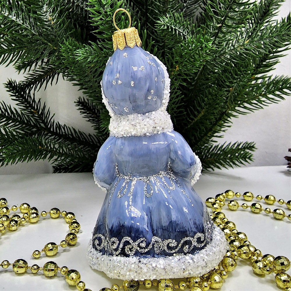 фото Стеклянная елочная игрушка Девочка