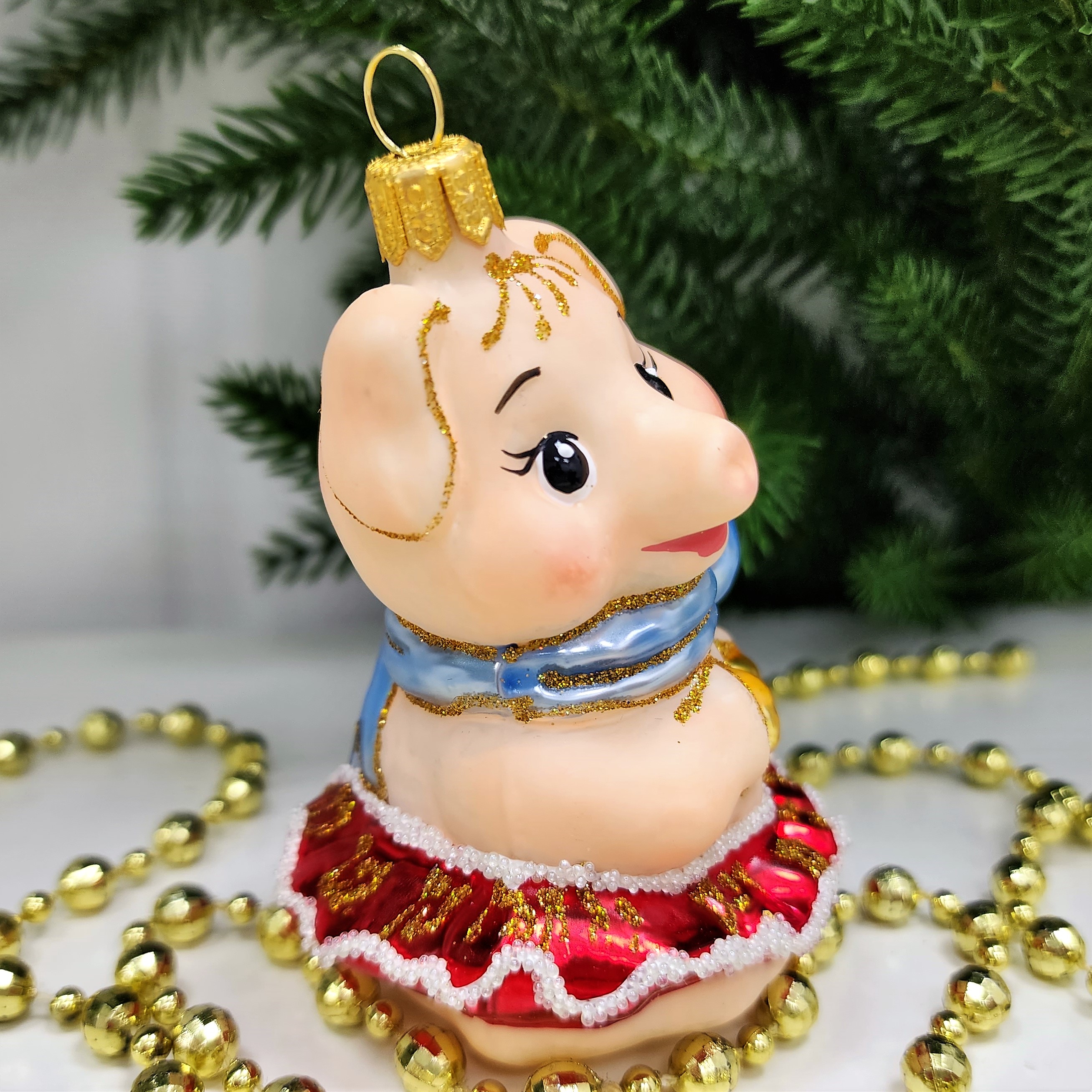 фото Стеклянная елочная игрушка Свинка девочка