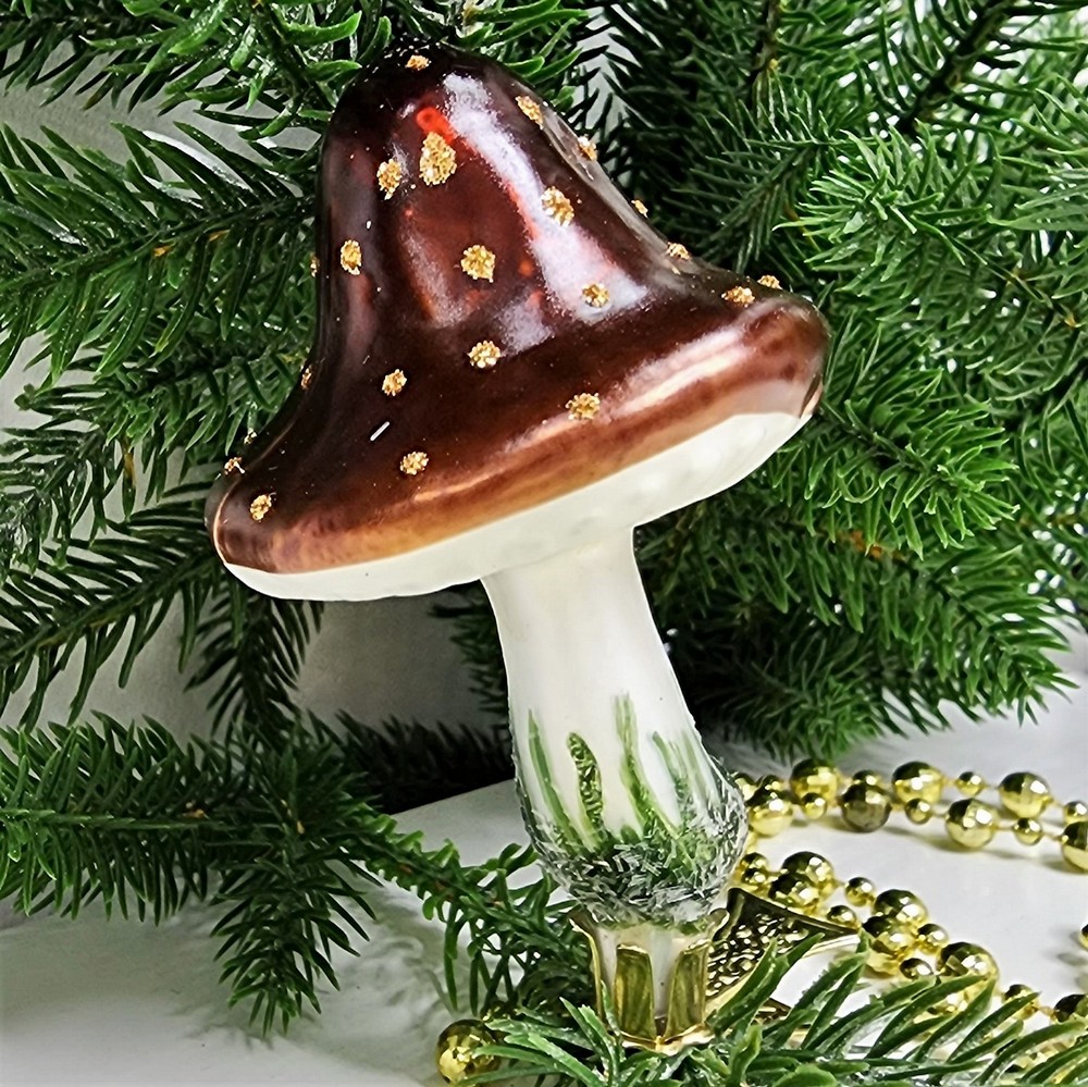 фото Стеклянная елочная игрушка Гриб на прищепке